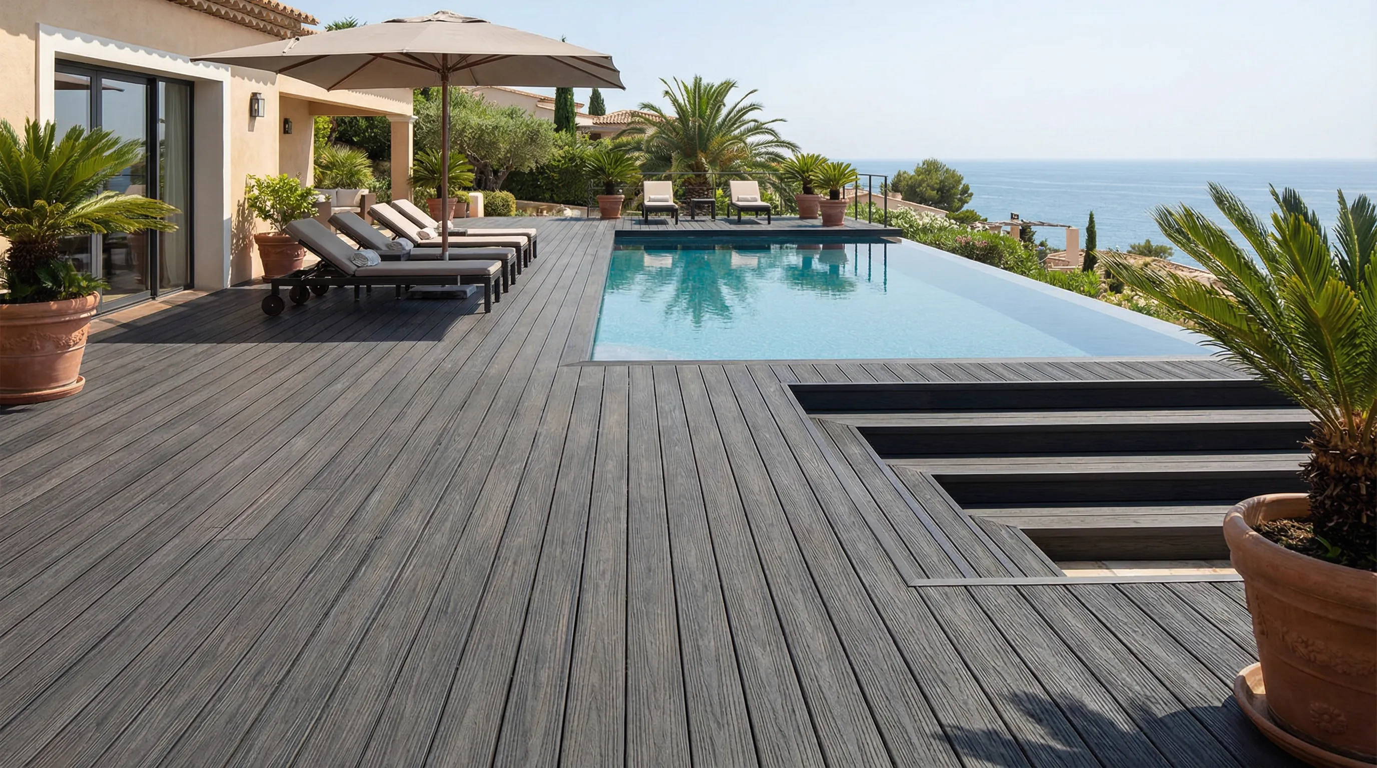 Doghe WPC per pavimento da esterno e giardino da Color Art Center IZZO a Boscoreale