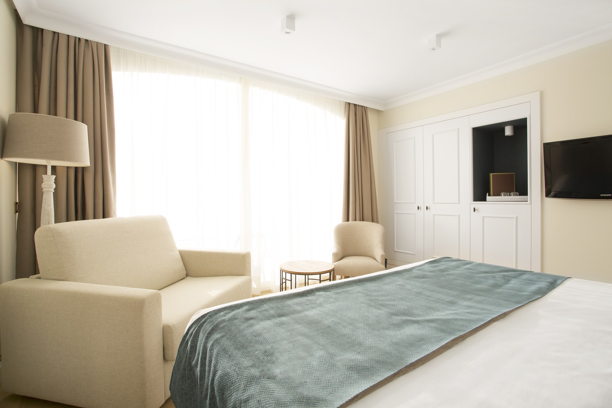Hotel & Hospitality ORAC Decor — ispirazione 5 Color Art Boscoreale