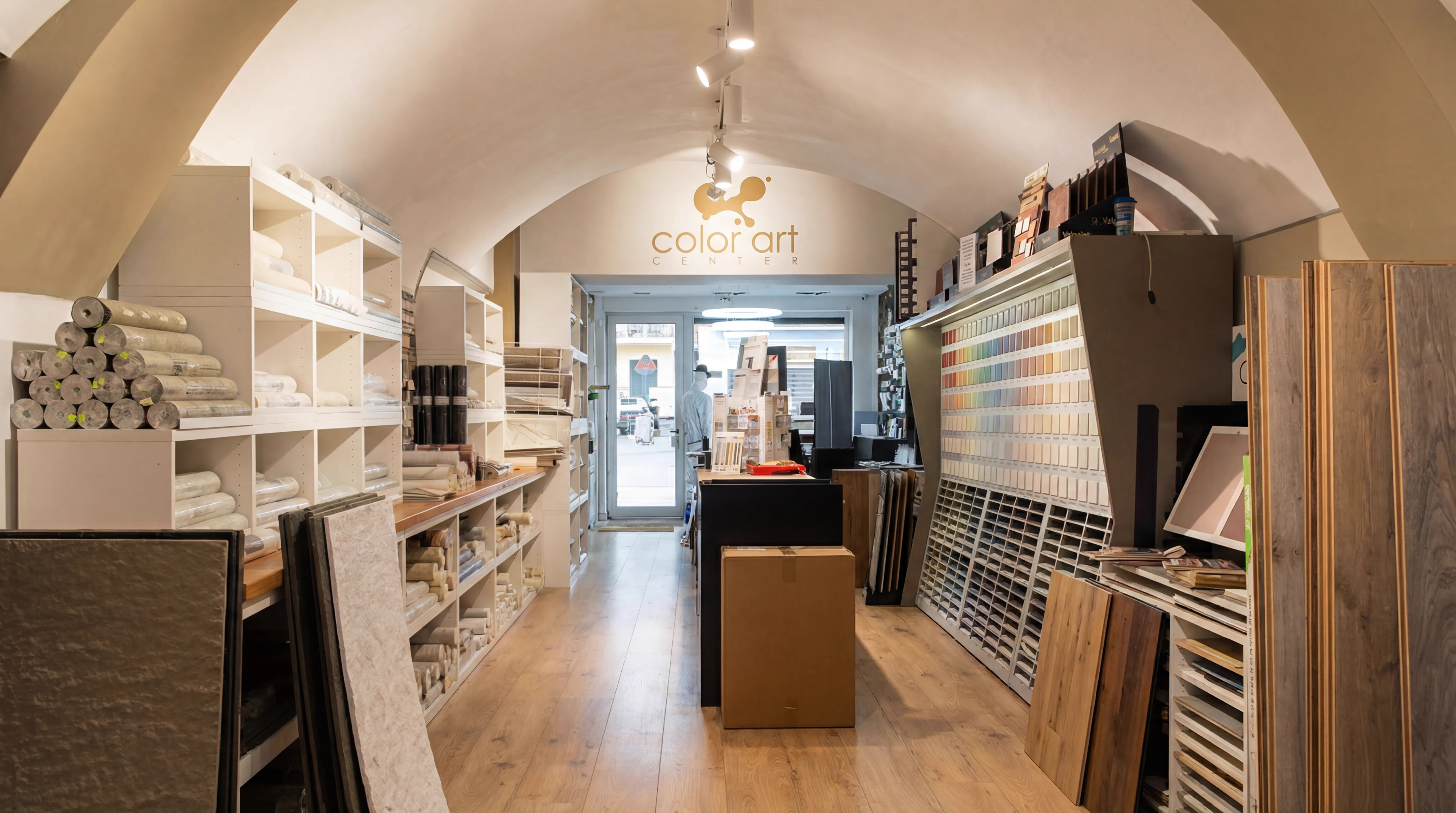 Showroom vernici cartelle colore e rivestimenti